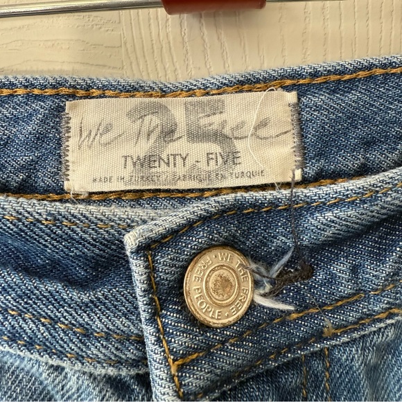 Free People We The Free Maggie Straight Leg Distressed Jeans Womens Size 25 - Picture 8 of 9